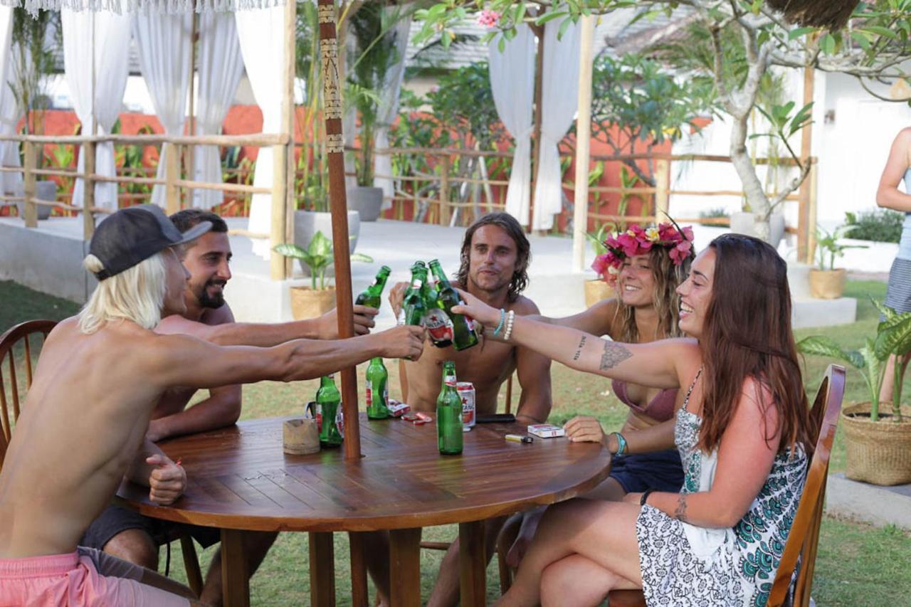 Hotel Rebels Point à Jimbaran Extérieur photo
